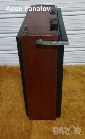 Радио, Ленинград, 002, снимка 4 - Антикварни и старинни предмети - 50426955