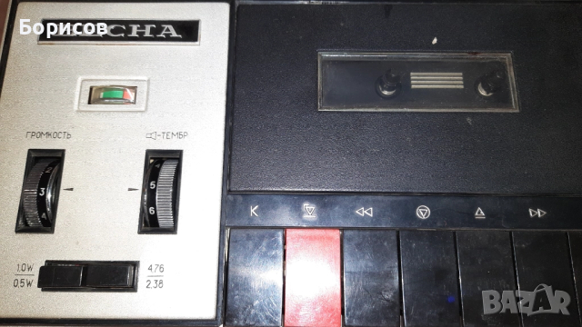 52 годишен руски касетофон Весна VESNA, снимка 2 - Радиокасетофони, транзистори - 52236582