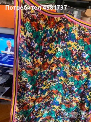 Разкошен копринен шал Becksöndergaard, снимка 6 - Шалове - 51718173