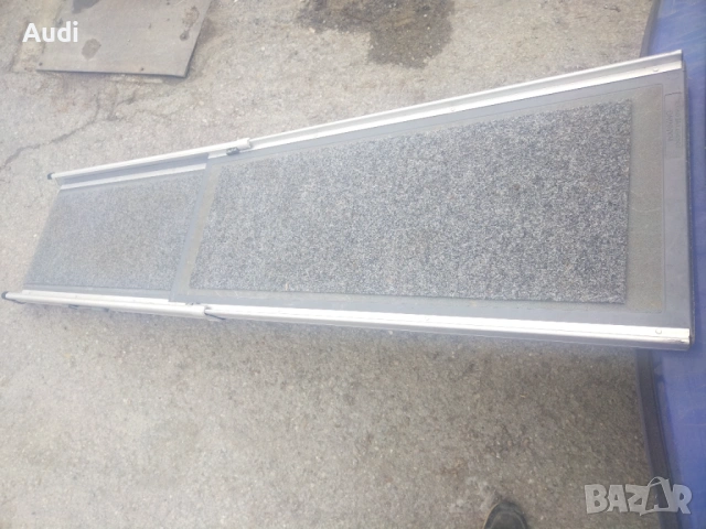 Сгъваема рампа за кучета и други големи домашни любимци ИДЕАЛНО ЗА СТАРИ ДОМАШНИ ДОМАШНИ ИЛИ ПРОБЛЕМ, снимка 12 - За кучета - 53665699