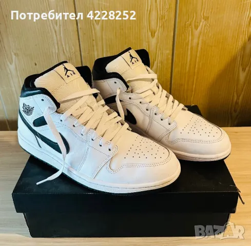 Jordan 1 - Mid, снимка 1 - Маратонки - 47363425