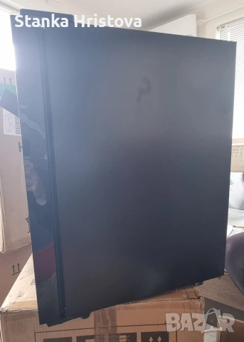 Хладилна витрина Klastein 33L., снимка 5 - Витрини - 53748934