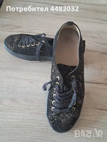 Дамски спортни обувки 40 номер, снимка 1