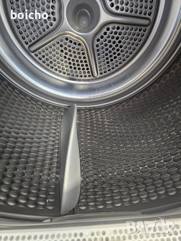 Сушилня с термопампа Bosch Serie 8 A+++ 8 кг., снимка 5 - Сушилни - 52799896