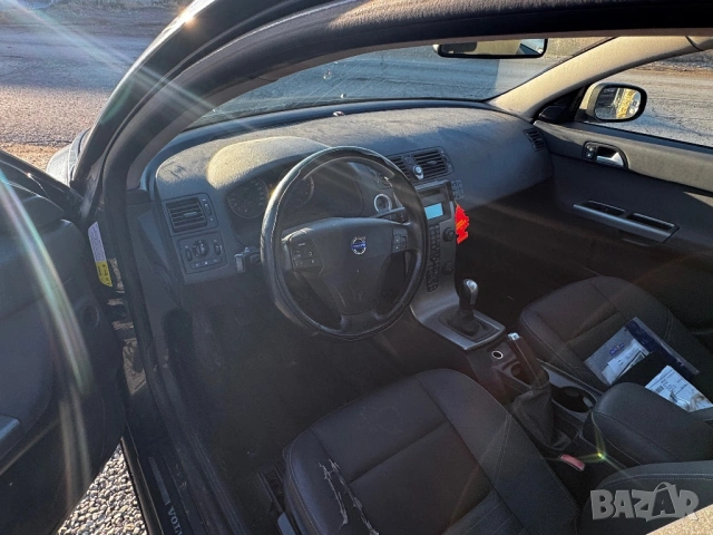 Volvo v50 на части Волво в 50, снимка 2 - Части - 53113356