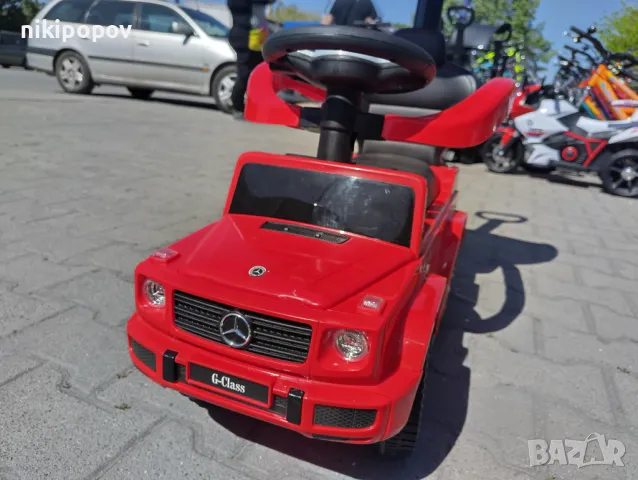 MERCEDES Кола за яздене с дръжка и сенник Mercedes-benz G350d червен, снимка 12 - Коли, камиони, мотори, писти - 47877403