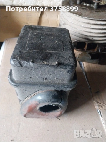 различни части останали от двигатели за иже възход и татран., снимка 8 - Части - 54069108