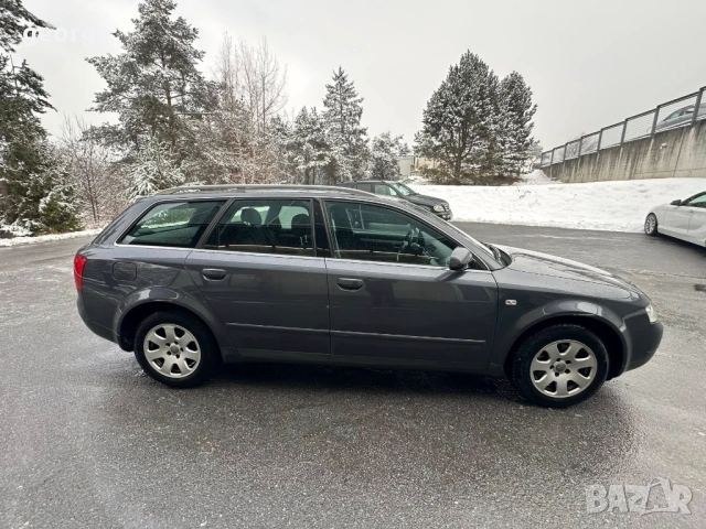 Audi A4 дизел 1.9 2002 г 101 кс, снимка 4 - Автомобили и джипове - 53054210