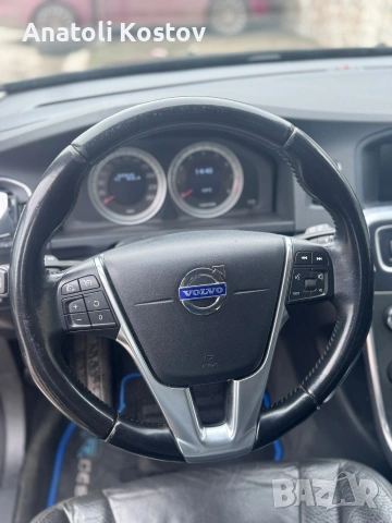 VOLVO V60, снимка 8 - Автомобили и джипове - 53692033