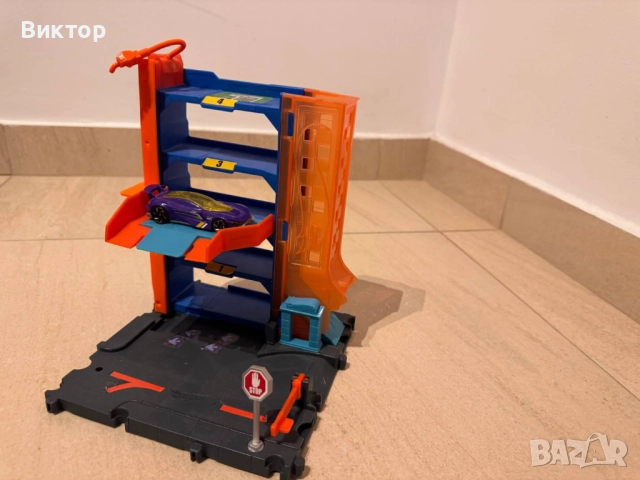 Почти нови писти Hot Wheels, снимка 10 - Коли, камиони, мотори, писти - 52657002
