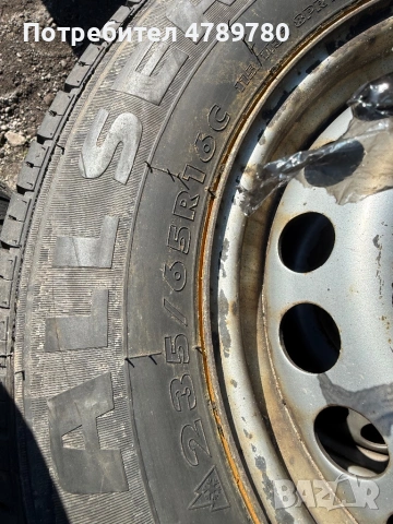 Гуми с джанти за бус 5 броя , снимка 2 - Гуми и джанти - 54115919