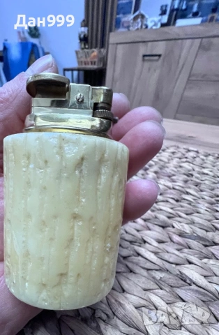 Винтидж италианска настолна запалка