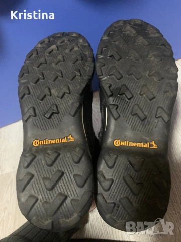Оригинални боти Adidas terrex, снимка 8 - Детски боти и ботуши - 53696580