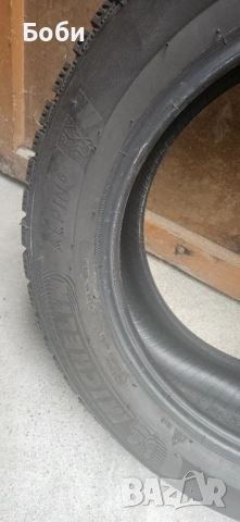 Зимна гума Michelin, снимка 4 - Гуми и джанти - 53167221