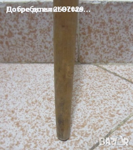 Бастуни - различниСтар дървен Туристически бастун, метални значки, дърво, пирография, форма брадва, снимка 17 - Други ценни предмети - 28951379