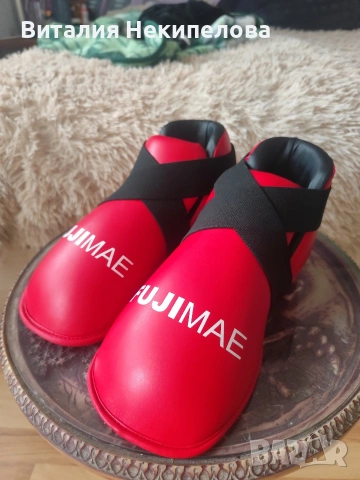 Професионални протектори за крака (фути) Fuji Mae ITF, размер М, снимка 2 - Спортни дрехи, екипи - 54191481