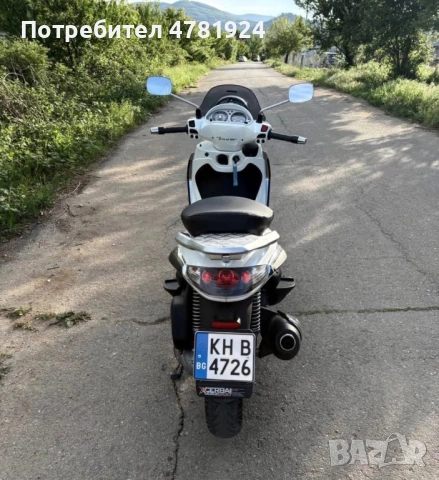 Piaggio Beverly 300, снимка 6 - Мотоциклети и мототехника - 54022413