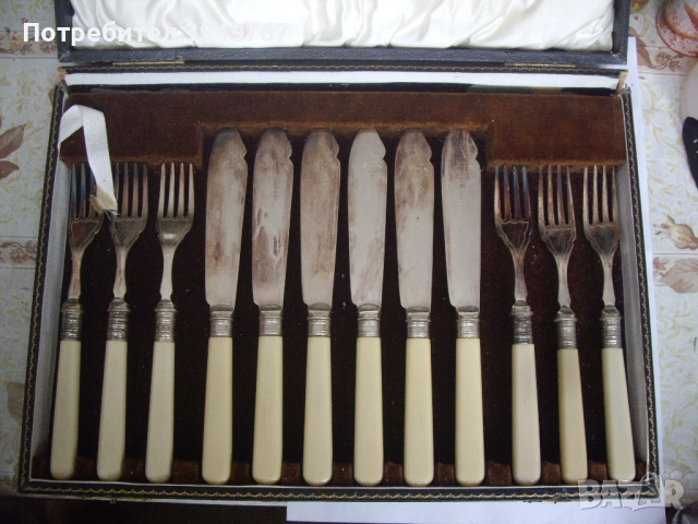 Стари прибори за хранене.