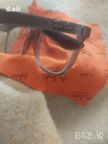 Ray Ban Оригинални рамки за очила и Dooney Bourke Original 100% Кожа Голяма чанта, снимка 3 - Чанти - 49035063