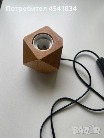 Настолна лампа от масивно дърво, снимка 3 - Настолни лампи - 54266782