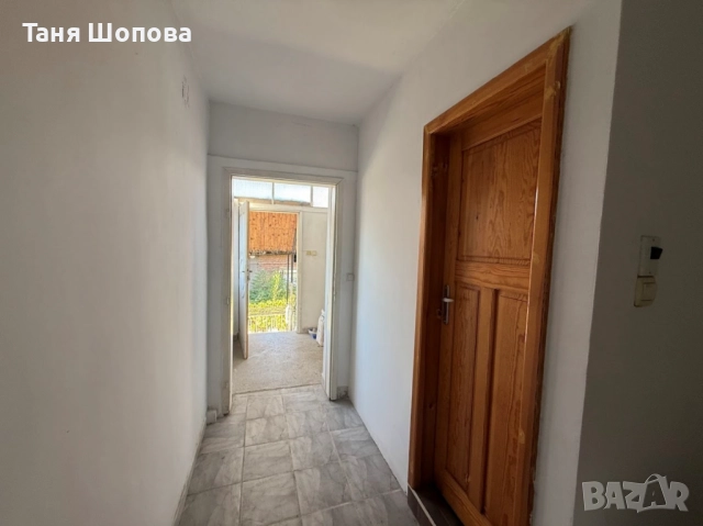 Втори етаж от къща за продажба със самостоятелен вход за продажба в град Петрич, снимка 16 - Етаж от къща - 51917543