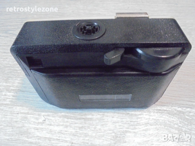 № 8522 Винтидж фотоапарат Kodak Instamatic 77X , снимка 4 - Други ценни предмети - 53760331