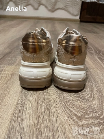 Сникърси, снимка 2 - Маратонки - 52484711