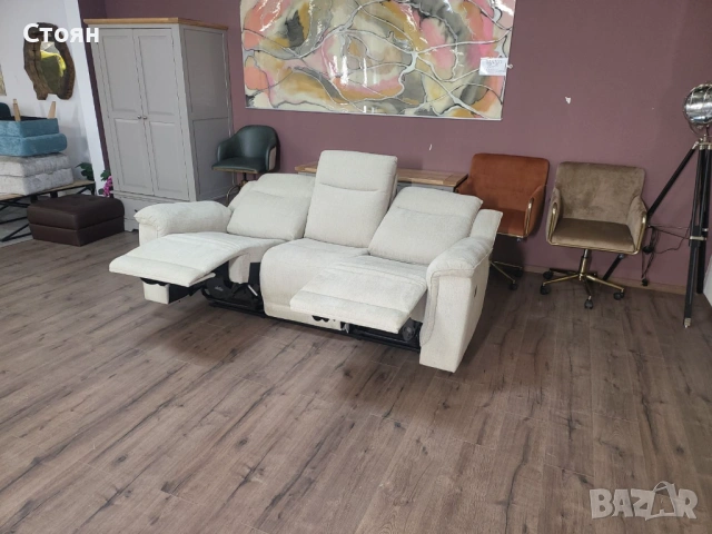 Кремав диван тройка от плат с ръчен релаксиращ механизъм, снимка 2 - Дивани и мека мебел - 53753644