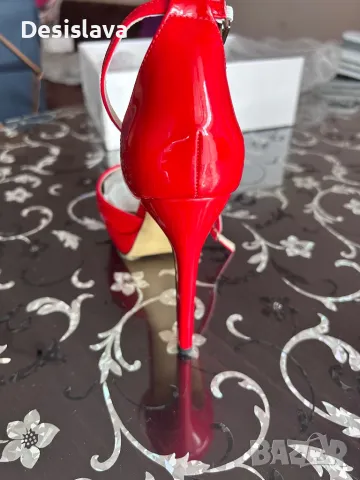 Лачени обувки, снимка 2 - Дамски елегантни обувки - 49265550