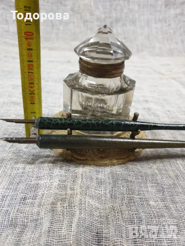 Старинна мастилница от кристално стъкло и месинг, снимка 8 - Антикварни и старинни предмети - 49418105