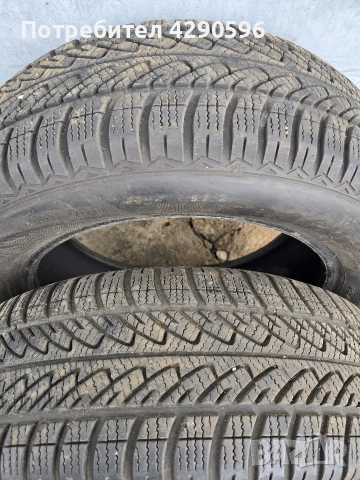 Зимни гуми 2 броя Goodyear 215/60R17