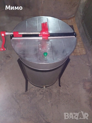 Центрофуга за мед, снимка 7 - За пчели - 54291173