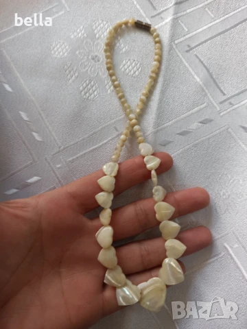 Стилно и елегантно седефено колие сърца с различна форма,дължина 40 см, снимка 4 - Колиета, медальони, синджири - 50468068