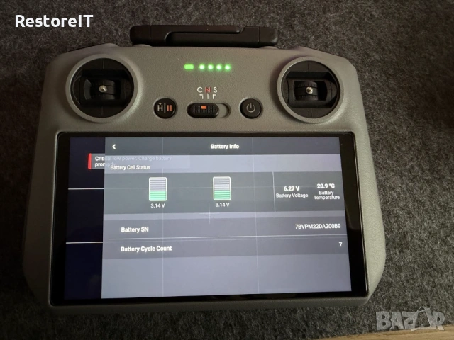 DJI Mini 4 Pro Fly More Combo + много аксесоари и гаранция, снимка 2 - Дронове и аксесоари - 54233617