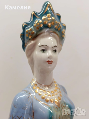Руска порцеланова фигура , снимка 2 - Антикварни и старинни предмети - 53674393