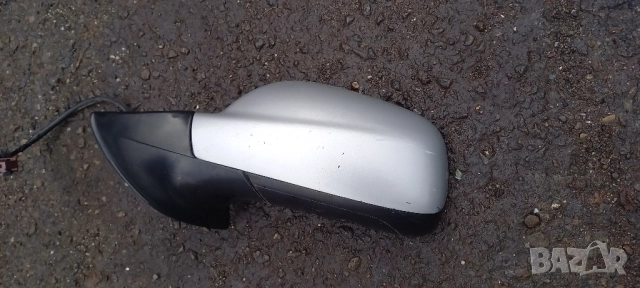Ляво огледало Peugeot 407, снимка 2 - Части - 52352105