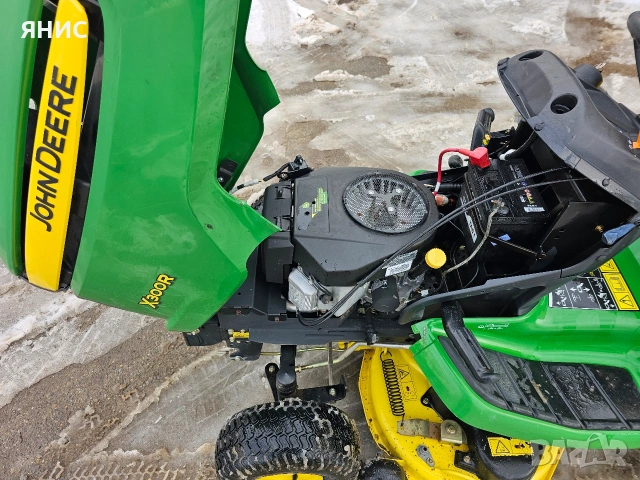 ТРАКТОРНА КОСАЧКА JOHN DEERE/KAWASAKI 18.K.C. X300R. ПЕРФЕКТНА , снимка 11 - Градинска техника - 53223272