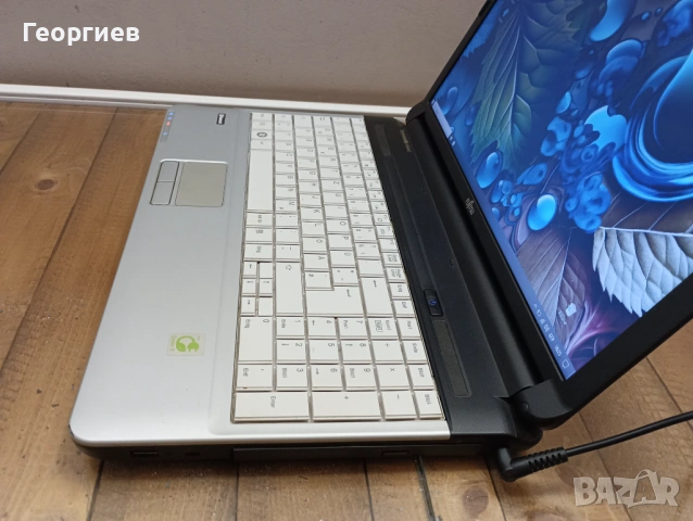 Лаптоп Fujitsu LifeBook A Seris / 15,6", снимка 5 - Лаптопи за дома - 53060856