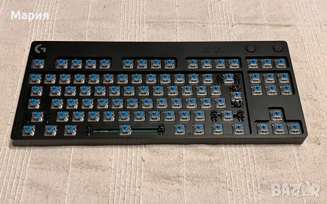 Геймърска механична клавиатура Logitech G Pro Clicky RGB, снимка 3 - Клавиатури и мишки - 48262819