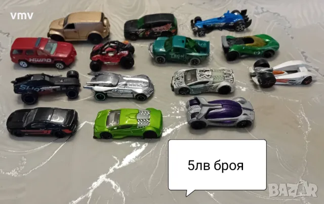 Стари метални колички мачбокс hot wheels maisto welly , снимка 2 - Колекции - 48210776