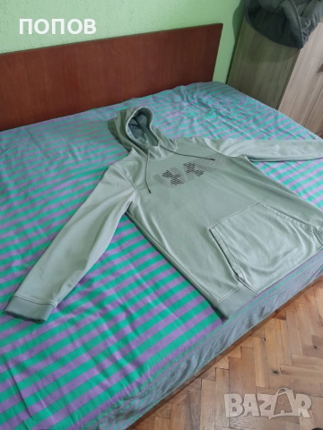 Оригинален Суитчър Under Armour-XL, снимка 2 - Спортни дрехи, екипи - 52919559