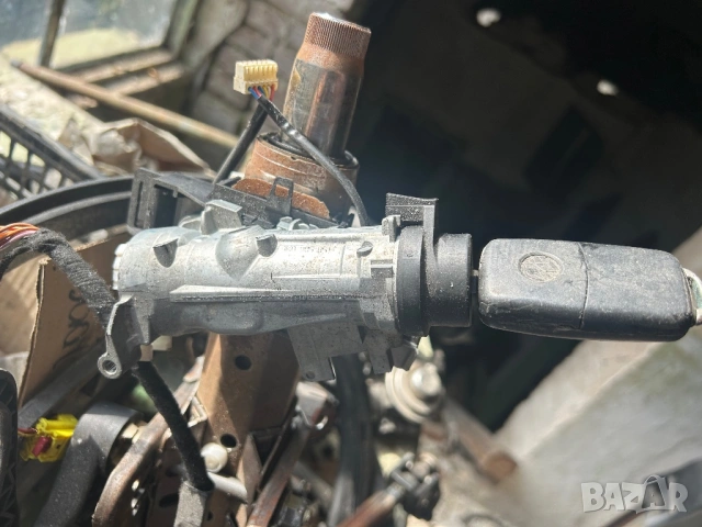 контактен ключ , патрон VW Audi Skoda Seat VAG 1K0905851B