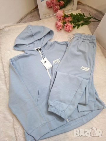 дамски екипи Nike , снимка 13 - Спортни екипи - 51564613