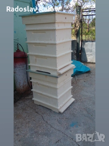 Пчелни кошери