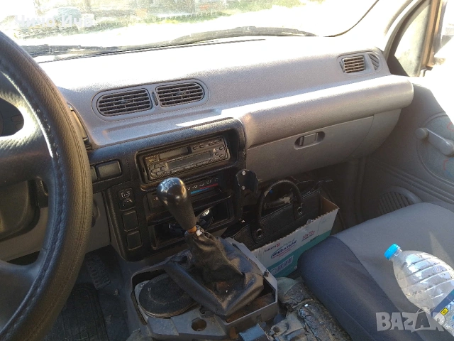 Nissan Vanette 1.6, 97к.с., снимка 6 - Бусове и автобуси - 53081729