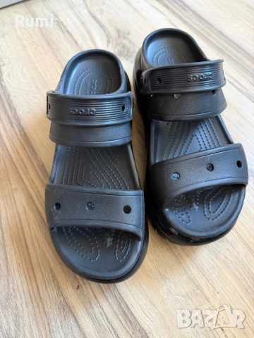 Оригинални дамски нови Чехли Crocs Classic Mega Crush Sandal ! 39/40 н, снимка 4 - Сандали - 51894773