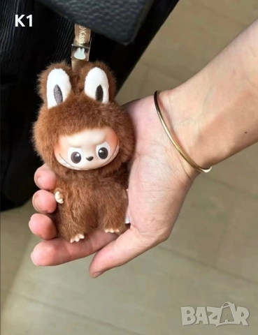 НОВО! Labubu PIN FOR LOVE, Лабубу играчка плюшен ключодържател 11см, снимка 6 - Плюшени играчки - 51807686