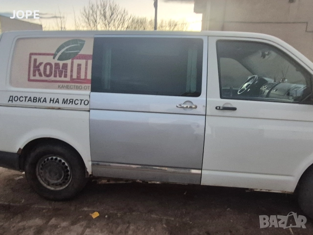 WV T5 хладилен, снимка 12 - Бусове и автобуси - 52968987