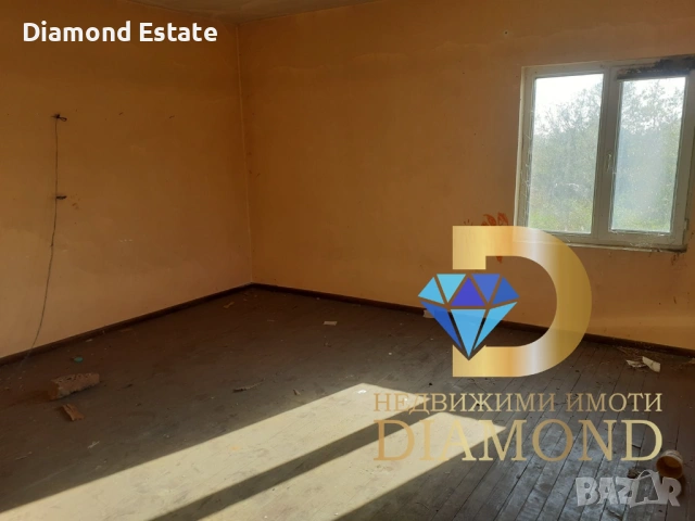 Двуетажна къща в село Медникарово обл. Стара Загора, снимка 7 - Къщи - 47716964