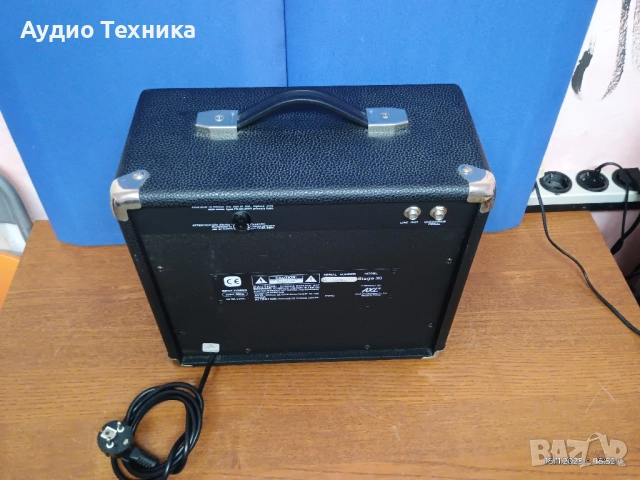 Тонколона за китара с вграден усилвател. Перфектна! Изпращам видео. , снимка 11 - Караоке - 52472609